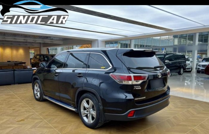 丰田汉兰达 2017 2.0T 四驱7座豪华版 (4)