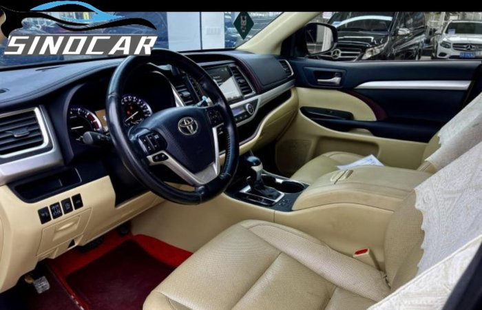 丰田汉兰达 2017 2.0T 四驱7座豪华版 (9)