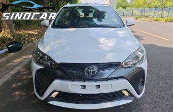 丰田致炫 2016 1.5E CVT 魅动版白色 (2)