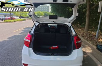 丰田致炫 2016 1.5E CVT 魅动版白色 (12)