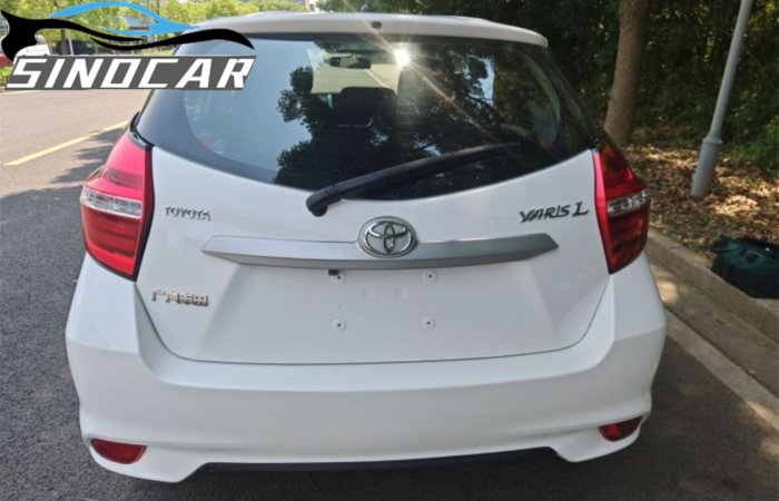 丰田致炫 2016 1.5E CVT 魅动版白色 (5)