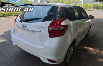 丰田致炫 2016 1.5E CVT 魅动版白色 (6)