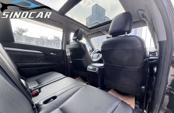 汉兰达2018 2018款 2.0T 四驱豪华版 7座 国五 黑色内饰 (3)