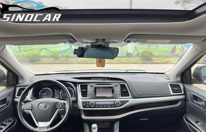 汉兰达2019 2018款 2.0T 两驱豪华版 7座 国六 黑色内饰 (3)