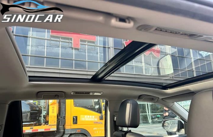 汉兰达2020 2018款 2.0T 四驱尊贵版 7座 国六 白色内饰 (3)