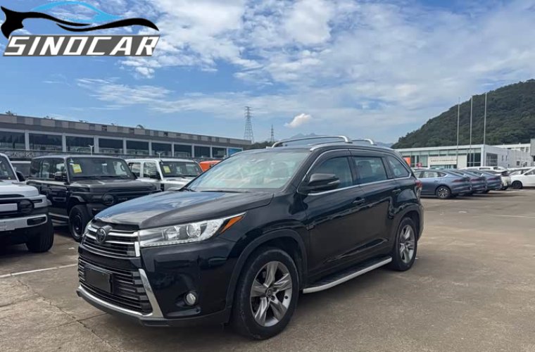 Used 2020 Toyota Highlander 2.0T AWD 7-Seater LHD Deluxe SUV for Sale in Nigeria — Low Mileage & Export Ready