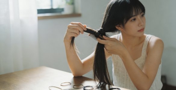 How to Detangle Hair Extensions Without Damage