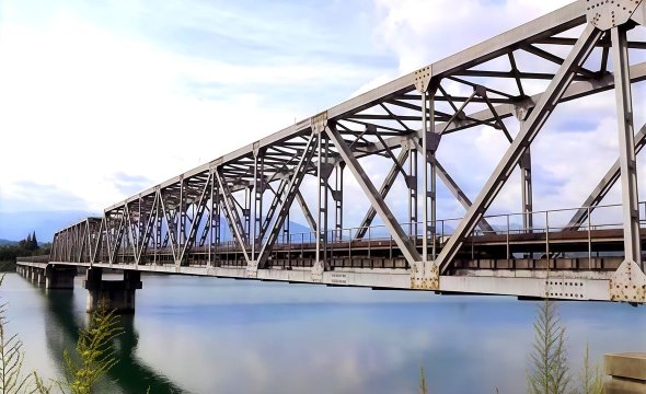 High-quality Multi-style Steel Structure Bridges
