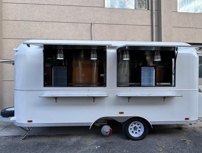Qingfeng Catering Trailer