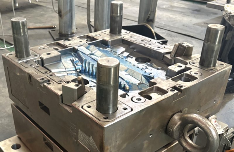 Automotive Light Reflector Injection Molds