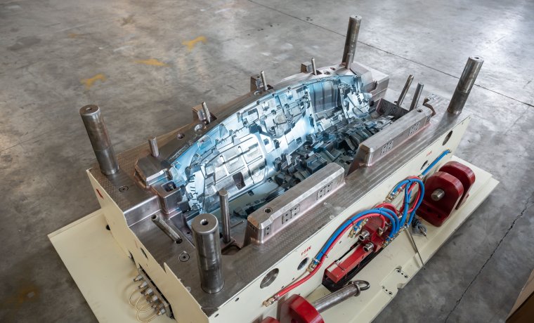 How Long Does a Plastic Injection Mold Last