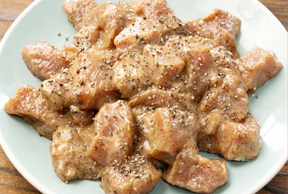 Black pepper duck meat cubs