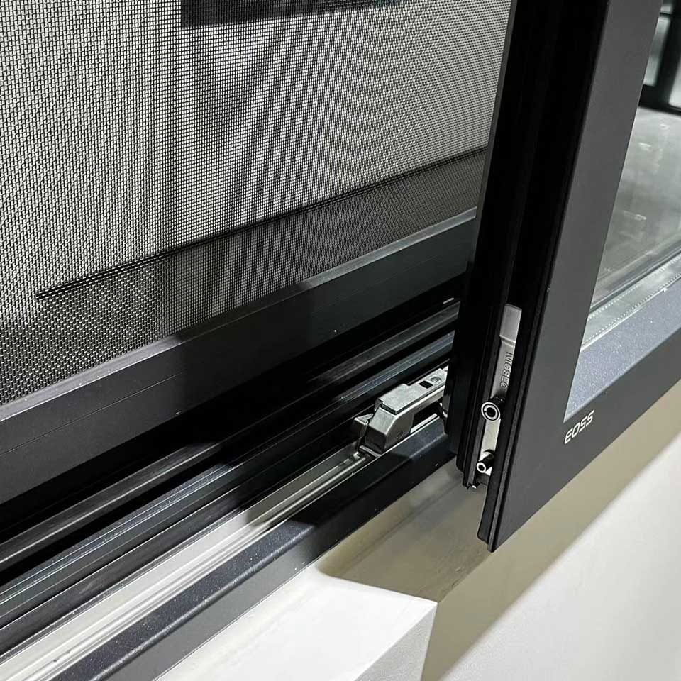 _0223_4e36eae5150bfe015c159684770a110