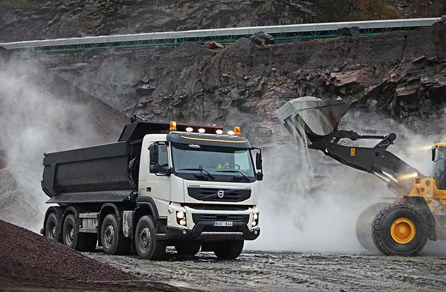 Truck & Mining Tyre