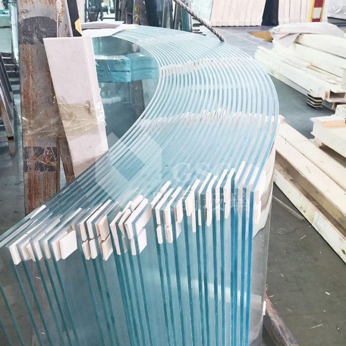 Custom Curved Tempered Glass for Architectural Applications|Globalstar Glass