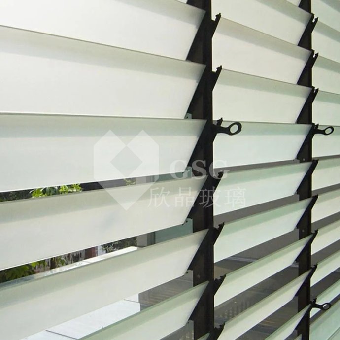 Custom Louver Glass for Architectural Applications|Globalstar Glass 3