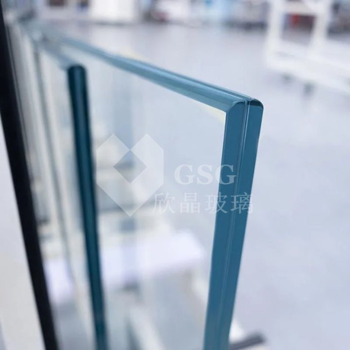 Clear Tempered Laminated Glass Structure with PVB Interlayer|Custom Safety Glass|Globalstar Glass 1