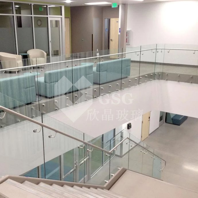 Clear Tempered Laminated Glass Structure with PVB Interlayer|Custom Safety Glass|Globalstar Glass 2