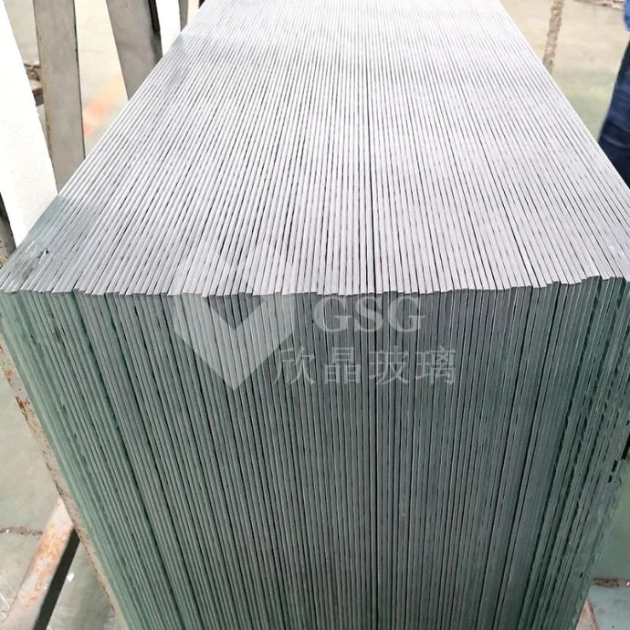 Reeded Patterned Glass|Fine Ribbed Textured Glass Sheet|Globalstar Glass