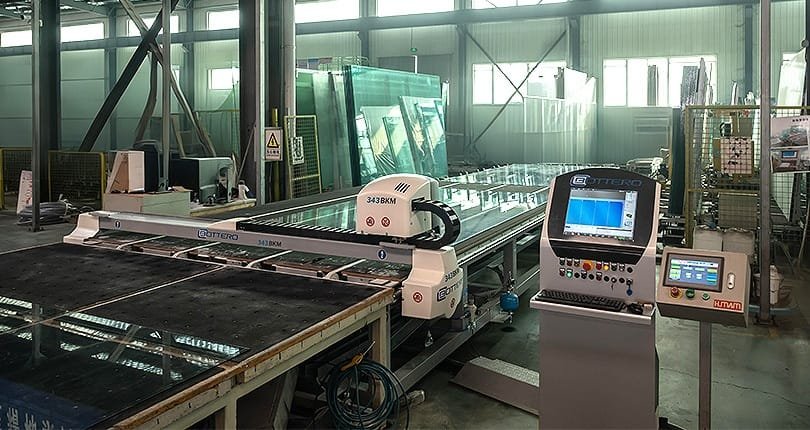 Botero Cutting Machine