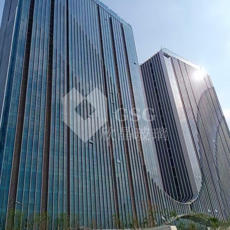 High-performance energy-saving glass