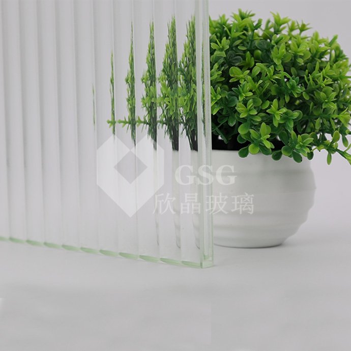 Custom Patterned Laminated Glass for Interior Decoration and Architectural Projects|Globalstar Glass 3