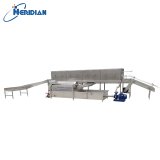 Crate cleaning line with filtering and water recycling unit