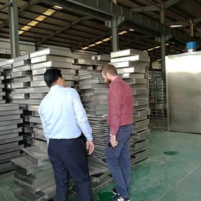 Cooperative customers