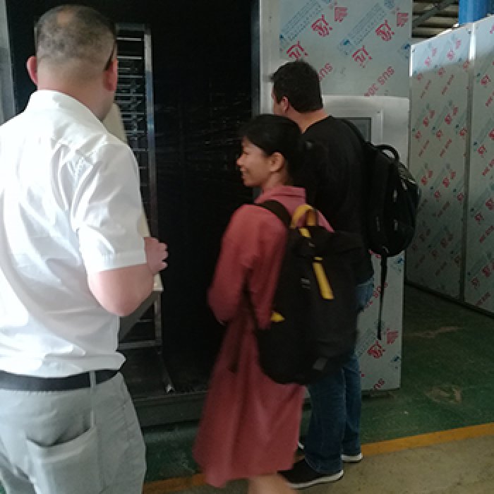 Cooperative customers