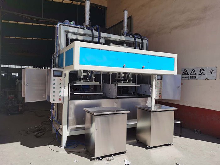 Industrial packaging tray making machine