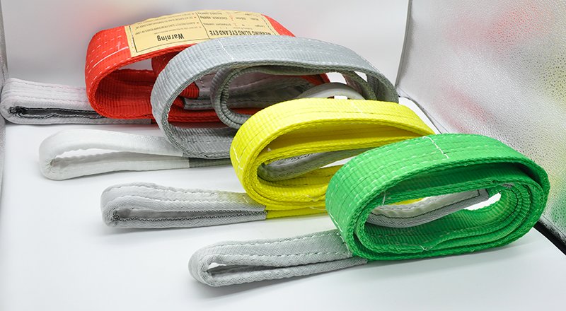 Cómo elegir y usar eslingas de elevación en la industria del aparejo