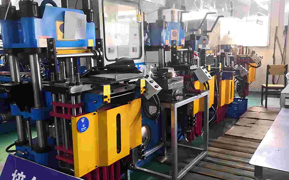 Molding Machine