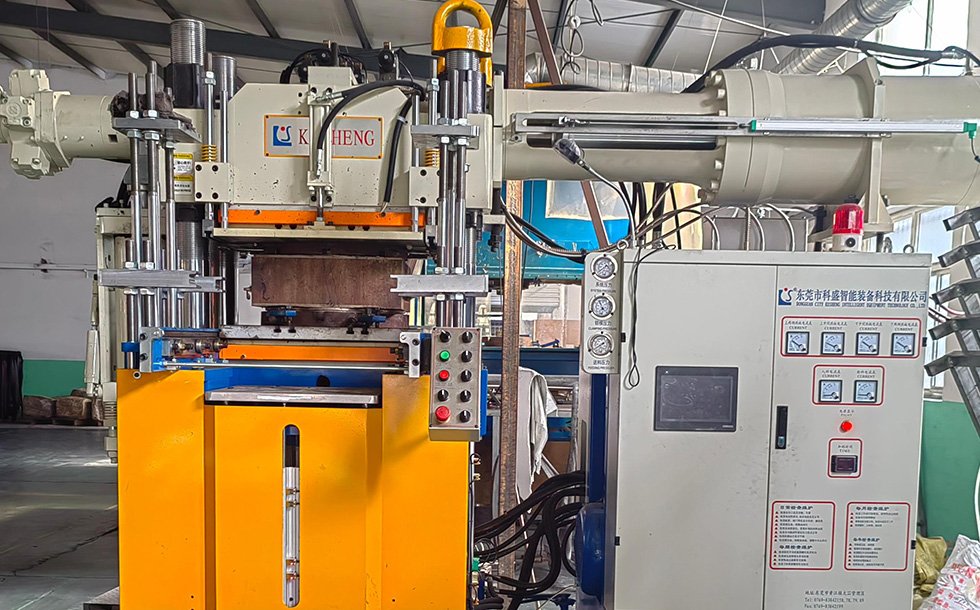 Automatic Vulcanizing Machine