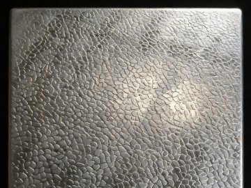 Patterned rubber sheet