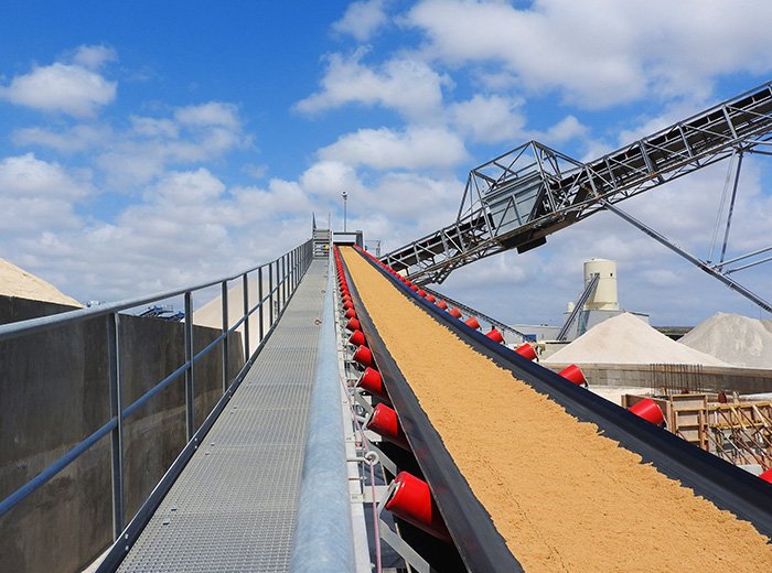 BELT CONVEYOR