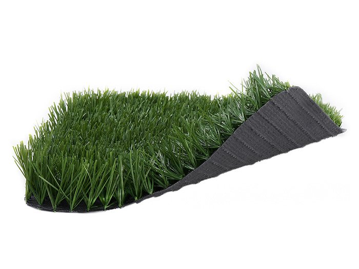 Synthetic turf for winter outdoor sports fields