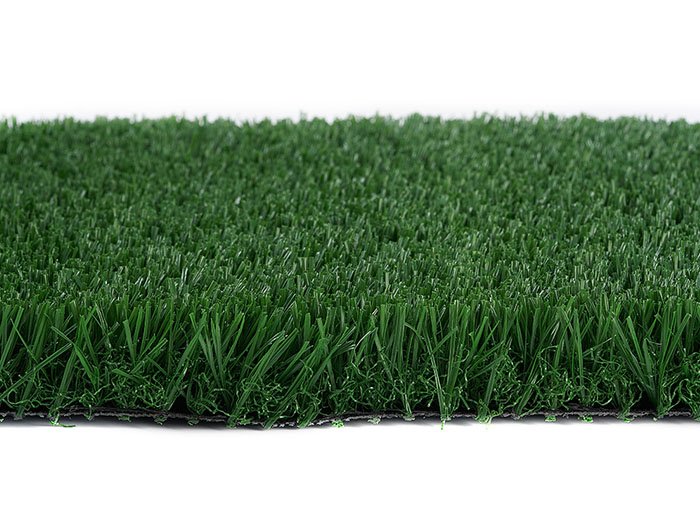 Low-maintenance synthetic grass for private gardens