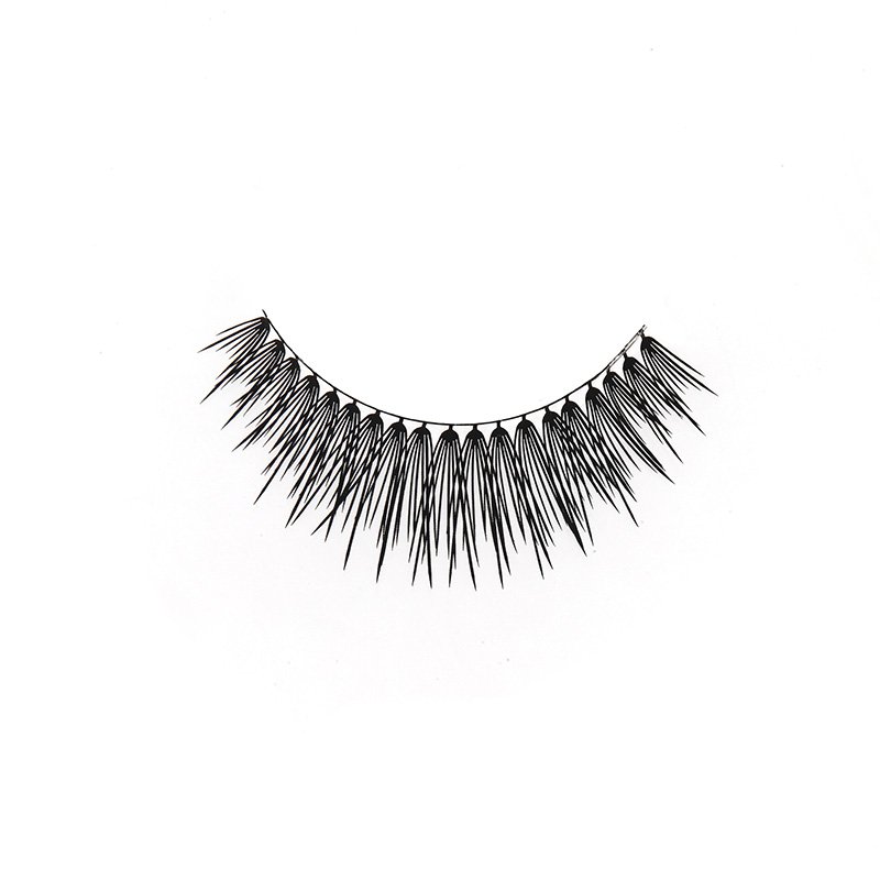 Airy doll eye strip lashes