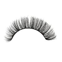 Natural D Curl Lashes wearing effect