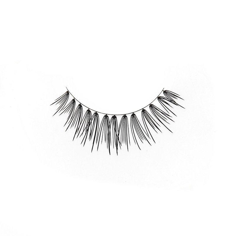 Airy natural strip lash