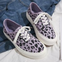 Ladies canvas shoes