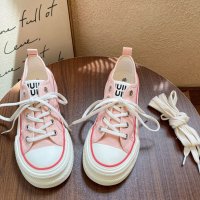 low top canvas shoes