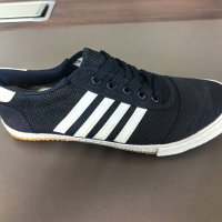 canvas sports shoes