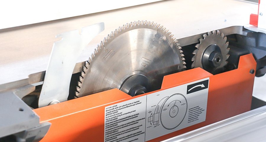 Double saw blade