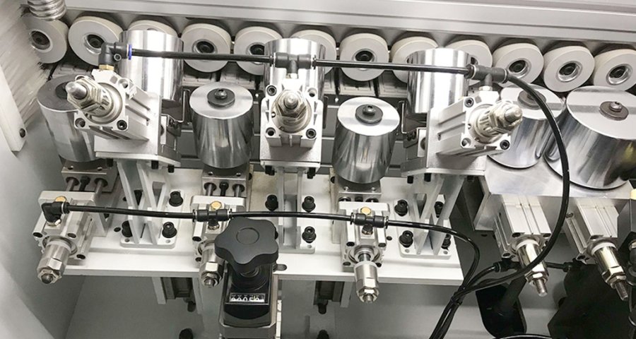 Straight and bevel press