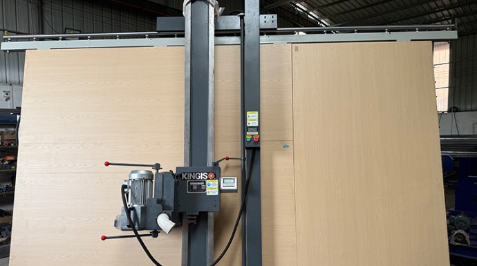 Newly upgraded appearance - Vertical panel saw