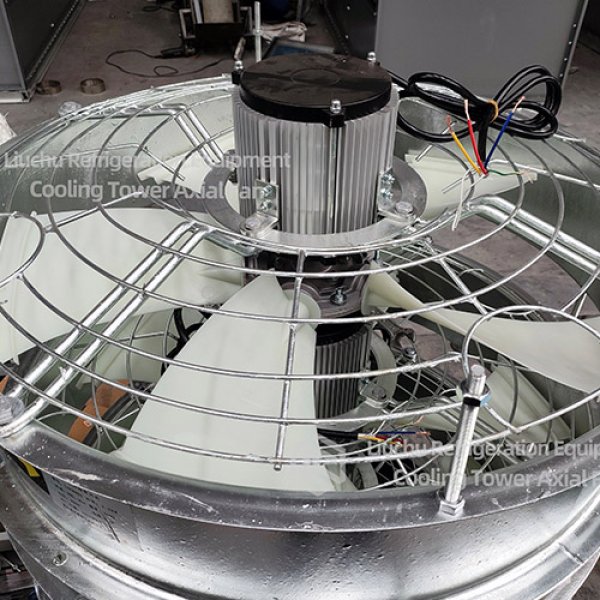  High-efficiency axial fan with corrosion-resistant design