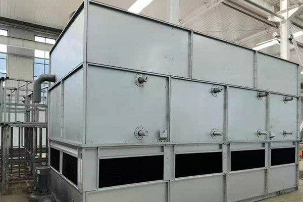  IP55-rated evaporative condenser for modern factories