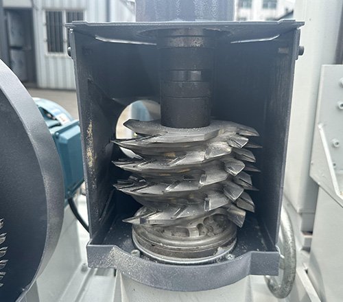 Comb spindle