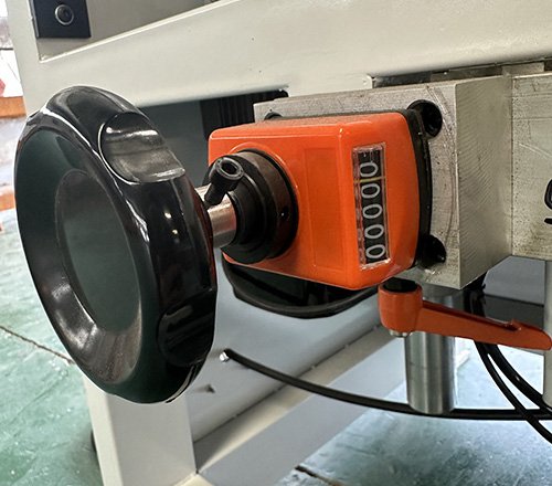 Adjustable drilling depth